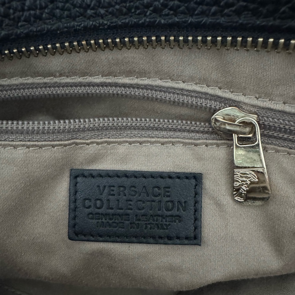 Versace Collection, soft black pebbled leather, gold hardware, zipper closure - Picture 10 of 14